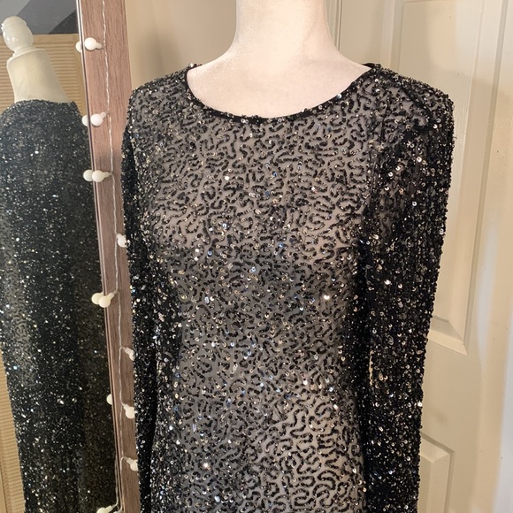 Retrofete Black Sequin Maxi Dress - Picture 4 of 14